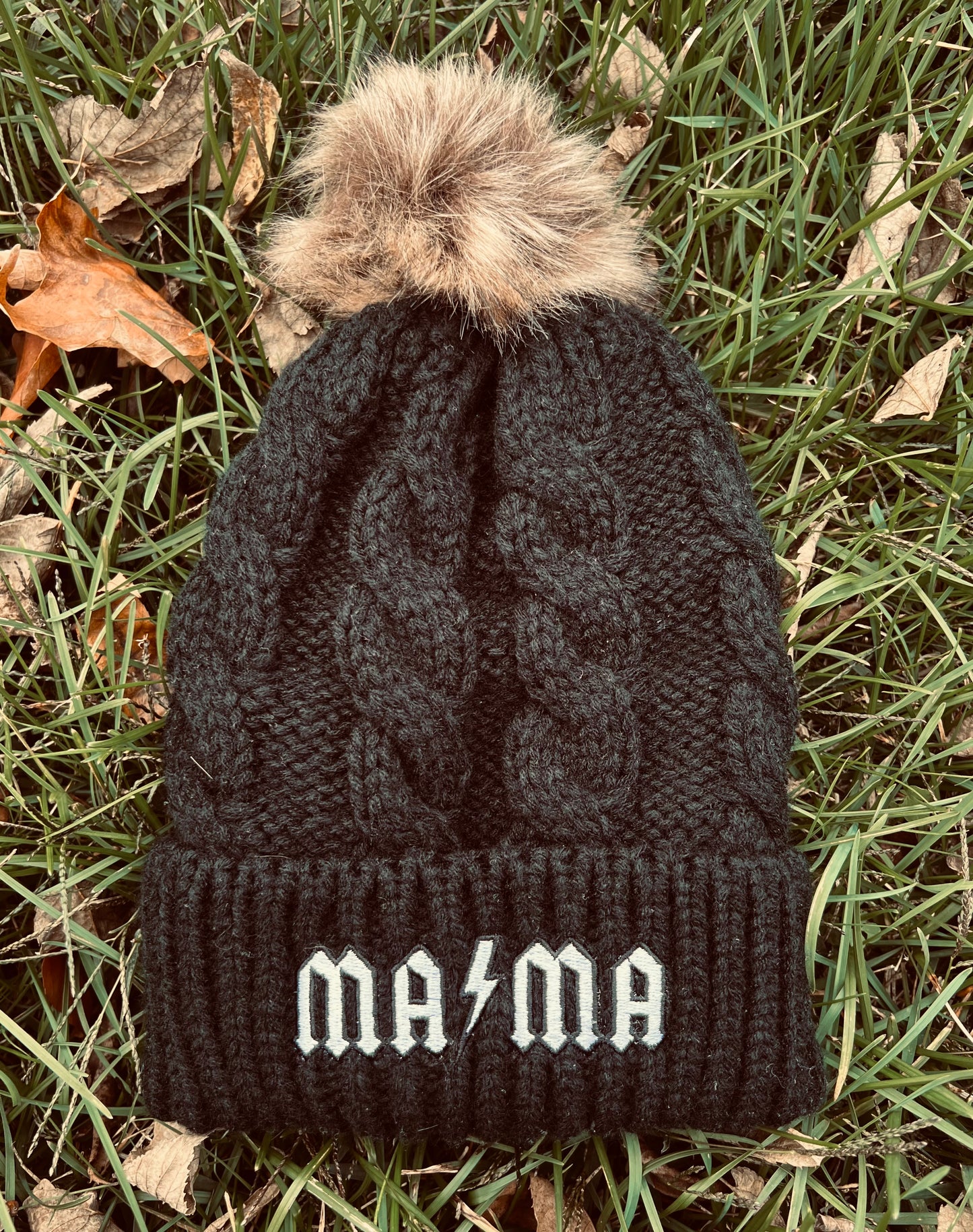 MAMA embroidered beanie